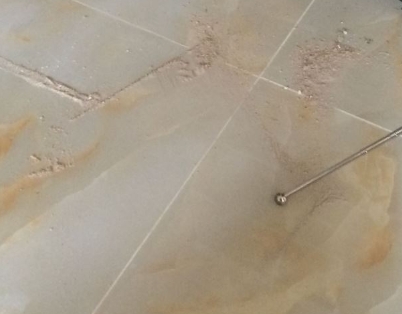 白城瓷砖空鼓维修公司分享粘合剂选择不当在瓷砖铺贴过程中可能导致以下问题