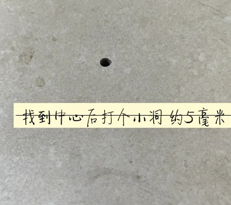 白城瓷砖空鼓维修公司专业解答在瓷砖铺贴过程中，如果砂料搅拌不均匀，将会带来以下问题